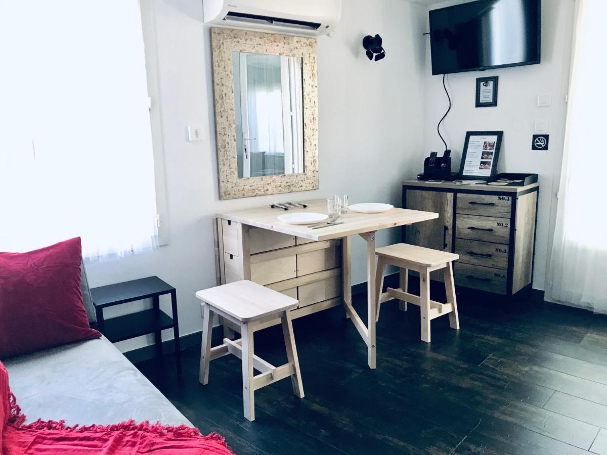 Guesthouse La Costiere - Logements Independants - Espace Piscine Jacuzzi Lunel  Εξωτερικό φωτογραφία
