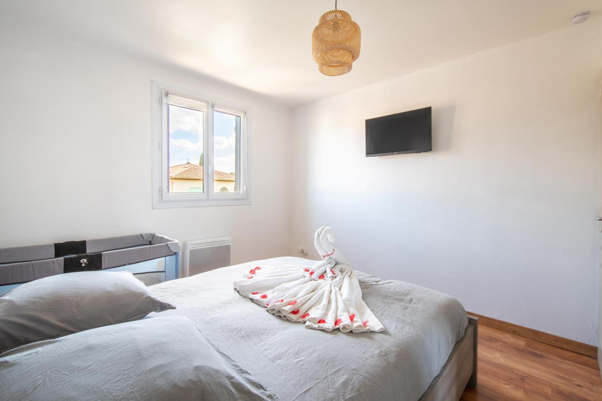 Guesthouse La Costiere - Logements Independants - Espace Piscine Jacuzzi Lunel  Εξωτερικό φωτογραφία