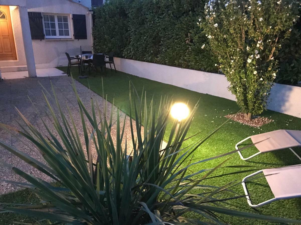 Guesthouse La Costiere - Logements Independants - Espace Piscine Jacuzzi Lunel  Εξωτερικό φωτογραφία